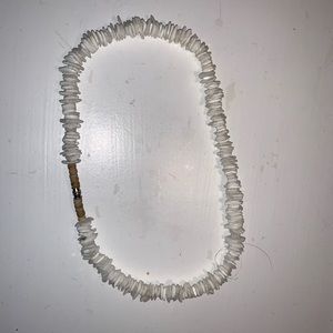 PUKA SHELL NECKLACE